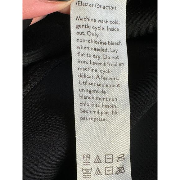 SPANX Faux Leather Camo Leggings Black Camo Size Small - Picture 11 of 11